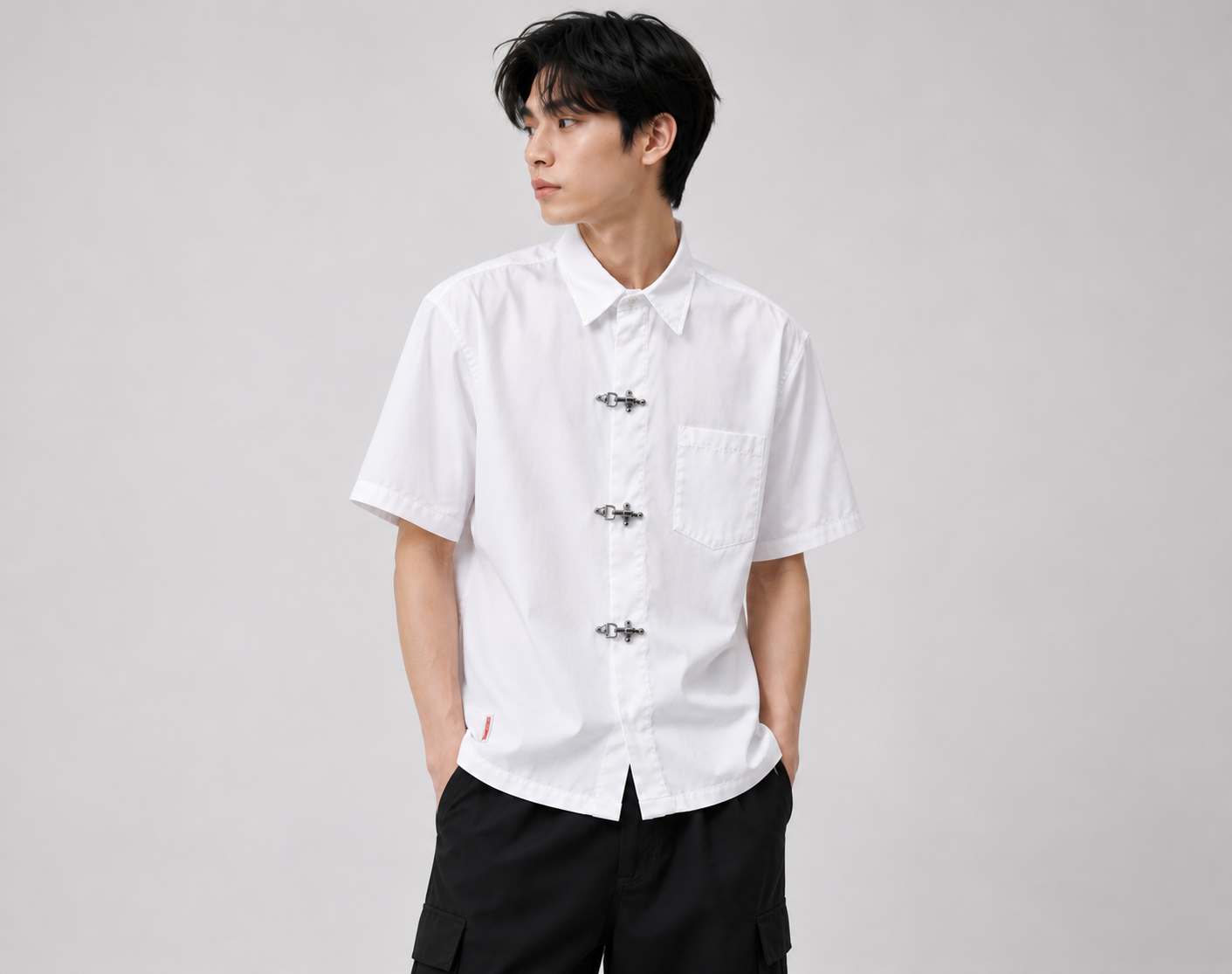 Clasp Essential White Shirt – Premium Oversized Streetwear Fit