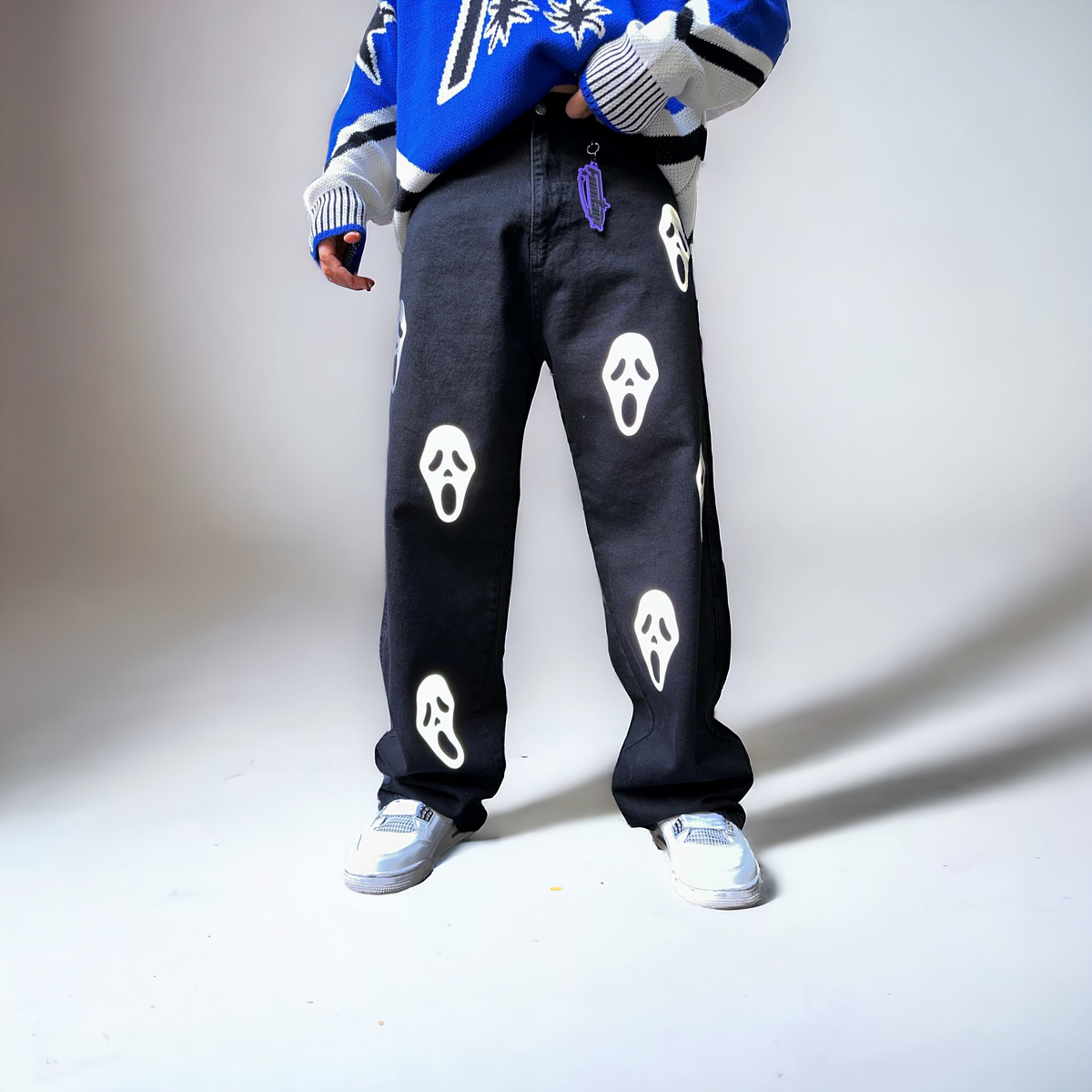 Cross printed baggy jeans