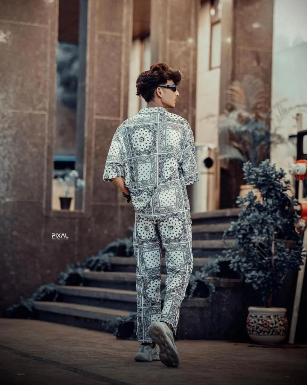 Men’s White Bandana Print Tracksuit – Oversized Luxe Streetwear Set