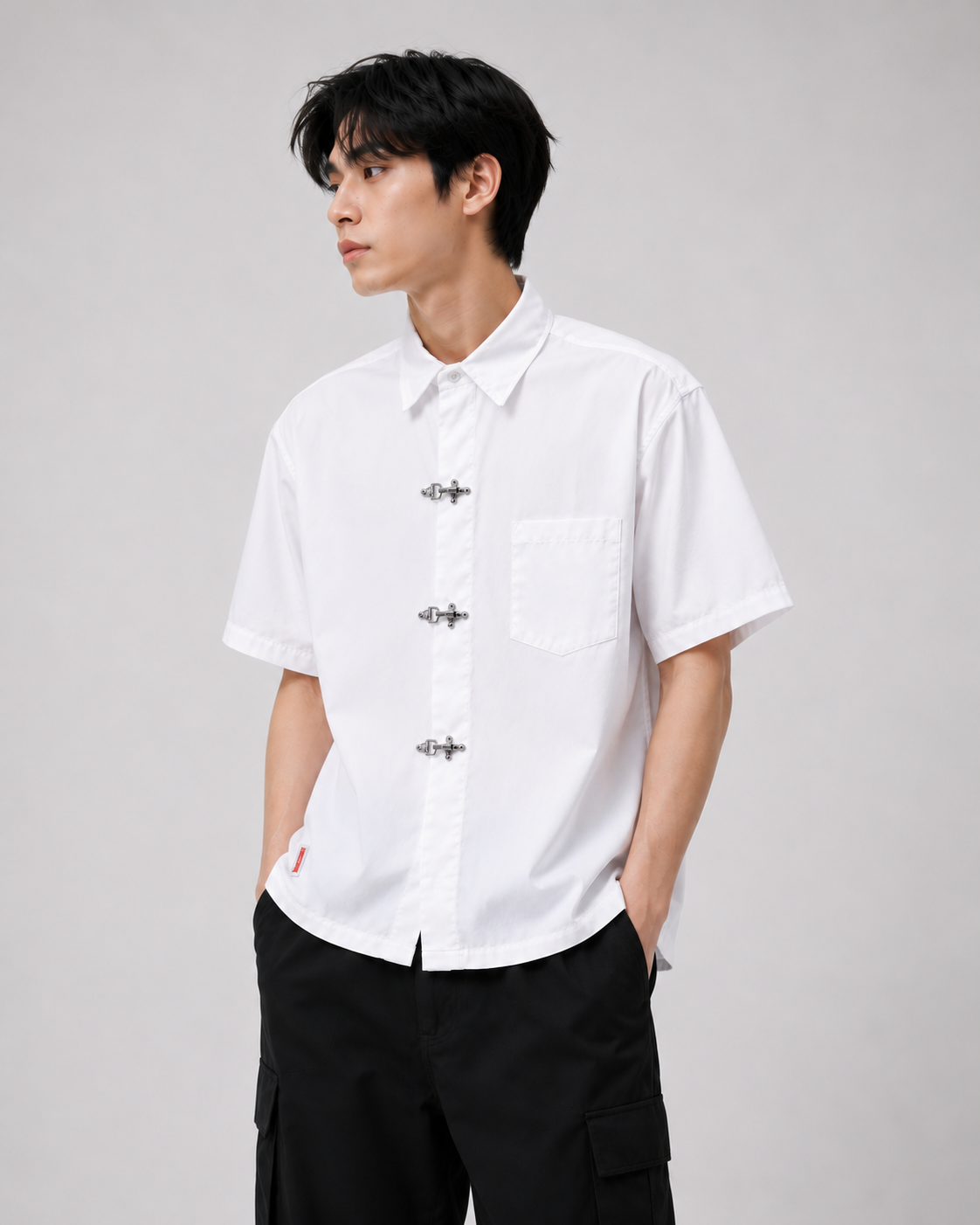 Clasp Essential White Shirt – Premium Oversized Streetwear Fit