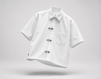 Clasp Essential White Shirt – Premium Oversized Streetwear Fit