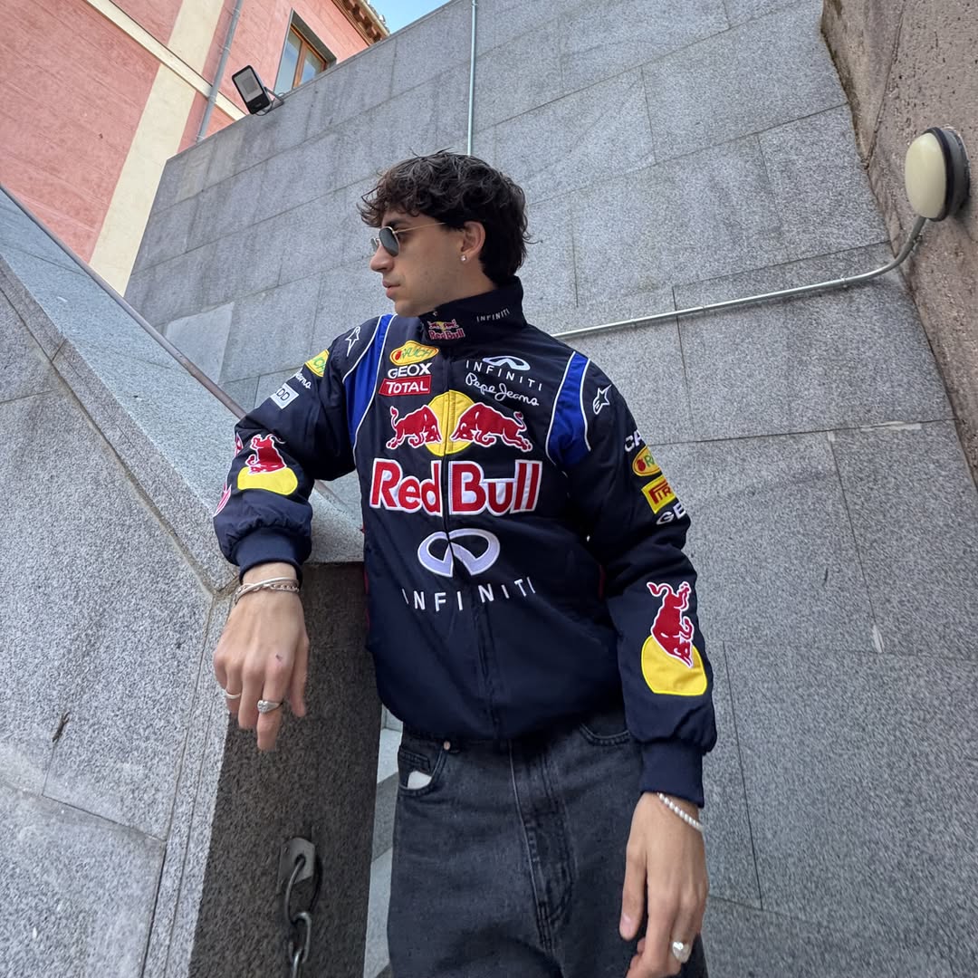 Red Bull Vintage Embroidered Jacket – Classic Motorsport Icon